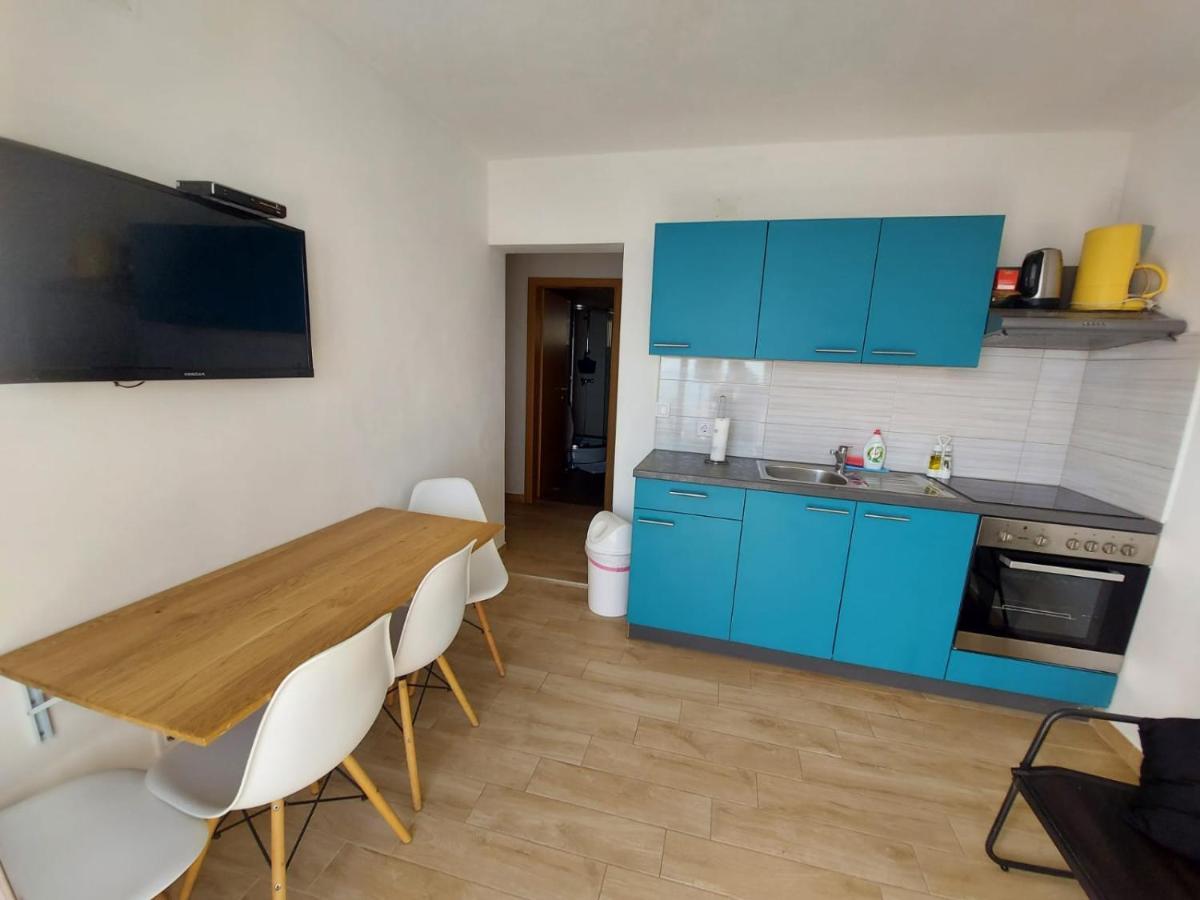 Frane Apartment Завалатіца Екстер'єр фото